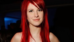 Red woman hayley williams