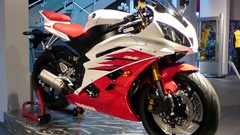 Red Yamaha 2006 yamaha r6 Yamaha YZF-R6