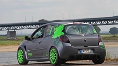 Renault Clio Renault Clio RS cars 2012