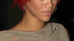 Rihanna Celebrity singers bangs