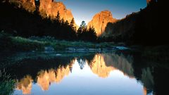 Rock autumn Park Oregon reflections high state smith