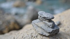 rock depth of field stones