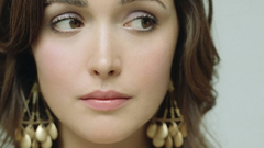 Rose Byrne earrings faces