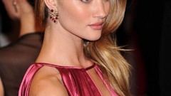 Rosie huntington-whiteley