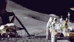 Rover irwin loads rovermoar