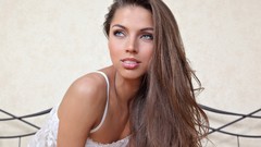 Russian brunettes Fergie A