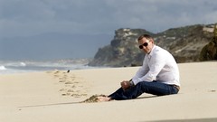 Sand Men jeans Actors sitting Beaches sunglasses daniel craig 