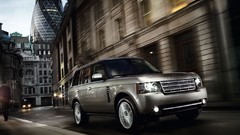 Sand Range Rover