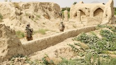 Sand War Guns dust fight ruins Canada soldiers military patrol 