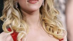 Scarlett Johansson Actress red