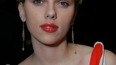 Scarlett Johansson lipstick Celebrity