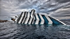 Sea Cruiser skies Costa concordia