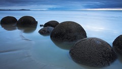 Sea stones
