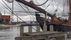 Ships pier vehicles watercraft