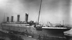 Ships Titanic vehicles grayscale