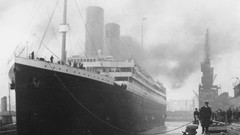 Ships Titanic vehicles grayscale