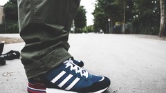 Shoes Adidas ZX 750
