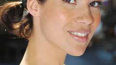 Shooting high mitra Resolution 122 002 nandini