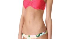 Shopping Actress stills brunettes models photo shoot bikini 