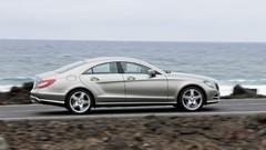 Side view CLS Mercedes-Benz CLS-Class