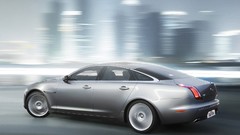 Silver cars 4c Jaguar XJ