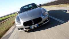 Silver cars GT vehicles maserati quattroporte