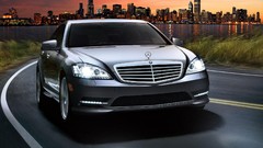 Silver Class roads Mercedes-Benz