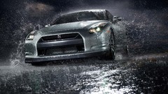 Skylines rain cars Nissan