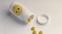 Smiley funny happy pills