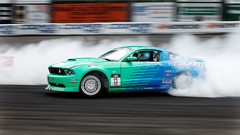 Smoke Ford racing Falken tires