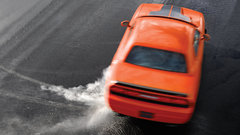 Smoke muscle cars dodge