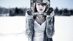 Snow faces frames Zara Jay