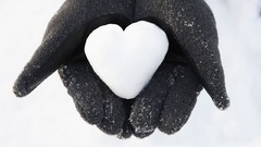 Snow love Hearts love you
