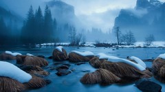 Snow Mountains Frozen rocks mist
