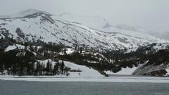 Snow rockbell winry snow