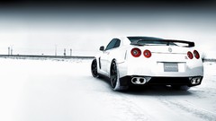 Snow white cars Nissan vehicles Nissan GT-R R35 Tailight