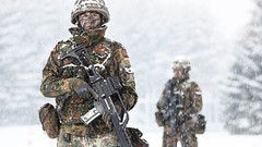 Snow winter weapons Guns Army soldiers military German firearms 