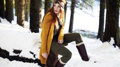 Snow winter woman fashion green eyes danielle redheads fashion 