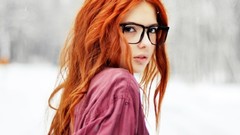 Snow winter woman glasses ebba zingmark redheads