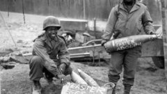 Soldiers bombs World War II