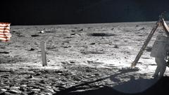 Space moon rage screen dual rall rields armstrong