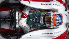 Sports steering wheel helmet racing cockpit formula one