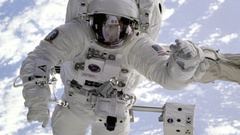 Stars suit astronauts