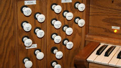 Stbrendancc console organ stops