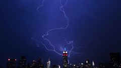 Storm Empire State Building lightning bolts