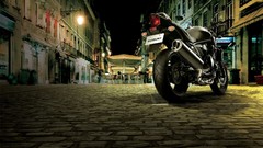 Streets Suzuki vehicles motorbikes