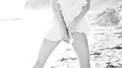 Summer black and white woman spring monochrome models elsa hosk