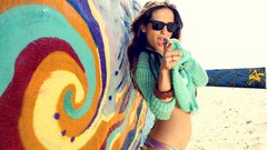 Summer woman glasses stomach sunglasses multicolor brunettes 