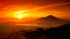 Sun Mountains orange scenic