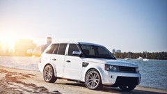 Sun white Land Rover